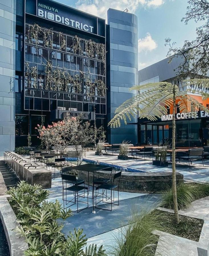 Nindya Biodistrict Hotel Bandung Ngoại thất bức ảnh