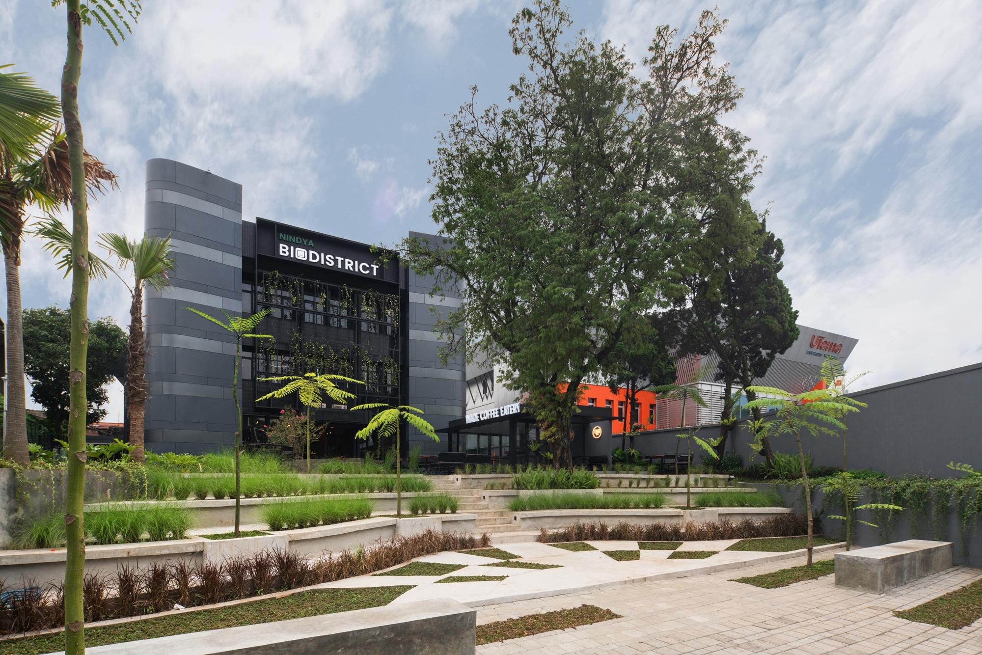 Nindya Biodistrict Hotel Bandung Ngoại thất bức ảnh